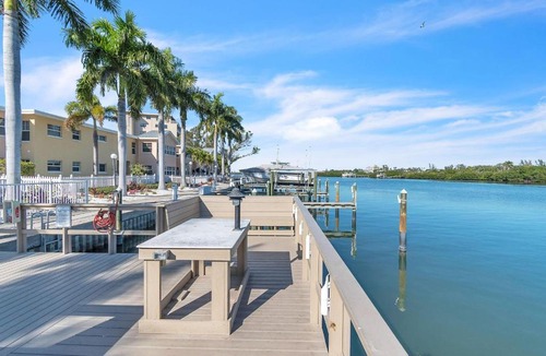 Indian Shores House | Barefoot Beach Resort A105