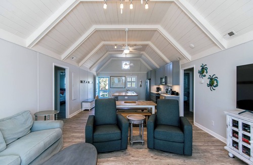 Edisto Island House | Barefoot Bungalow:Oceanfront Dog-friendly Home with Amazing Views,Sun Deck,Screened Porch & WiFi