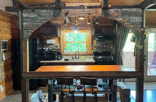 Boomer Cabin | Barefoot Cabin