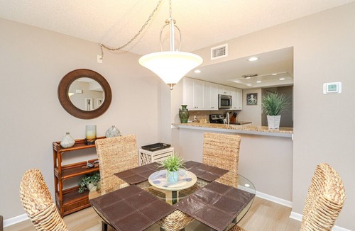 Butler Beach Apartment | Barefoot Trace 213 Direct Oceanfront