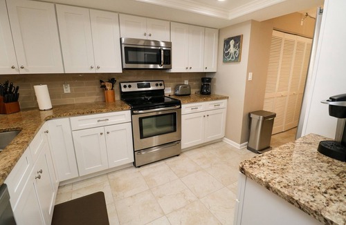 Butler Beach Apartment | Barefoot Trace 213 Direct Oceanfront