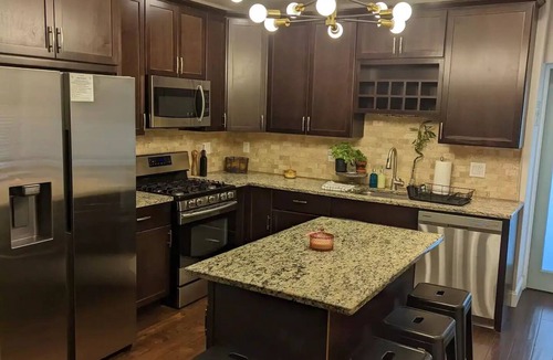 Atlantic City House | Bay block mid-century modern home with Speakeasy, 2 blocks from Tropicana