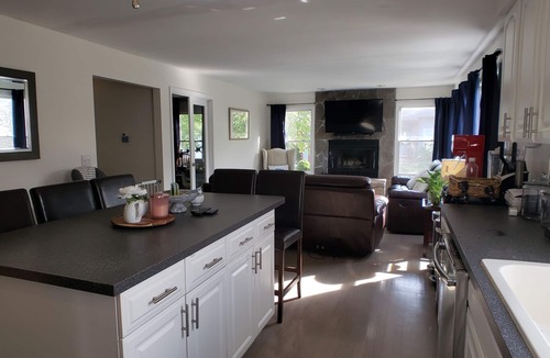 Point Pleasant House | Bay Head - Open Concept Home with Water Views