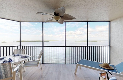 Punta Rassa Apartment | Bay View Tower 735 Beach views from your private Lanai, enjoy sunsets