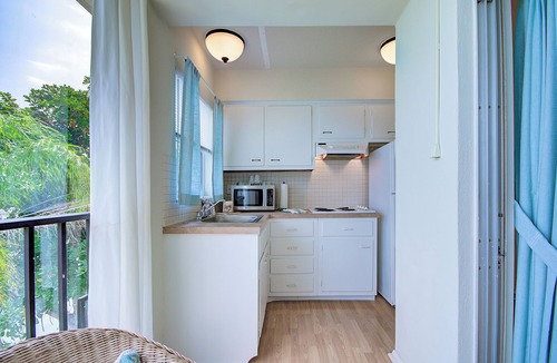 Clearwater Beach Apartment | Bay Watch #6 - Weekly Beach Rental