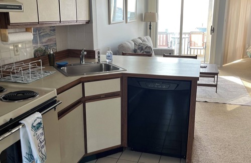 Ortley Beach Condo | Bayfront Condo Near the Beach & Stunning Sunsets From the Deck- Winter rental