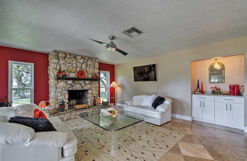 Dixie Shores House | Bayfront Florida Retreat with Boat Lift and Fire Pit!
