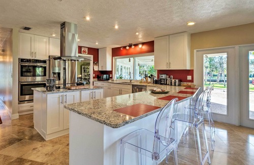 Dixie Shores House | Bayfront Florida Retreat w/ Boat Lift & Fire Pit!