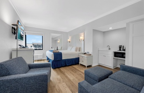 Redevelopment Area Hotel | Bayfront Inn Fifth Avenue