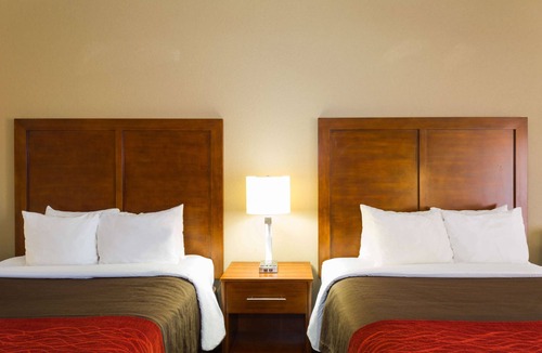 Bonita Springs Hotel | Baymont by Wyndham Bonita Springs Naples North