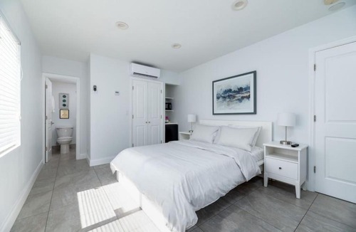 Central Beach Apartment | Bayshore Breeze 4 - Fort Lauderdale Beach
