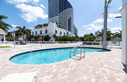 Central Beach Apartment | Bayshore Breeze 5 - Fort Lauderdale Beach