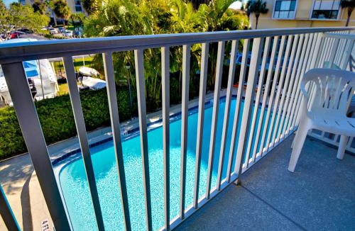 Clearwater Beach Apartment | Bayside Condos 18