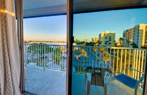 Clearwater Beach Apartment | Bayside Condos 29 City and bay views 659