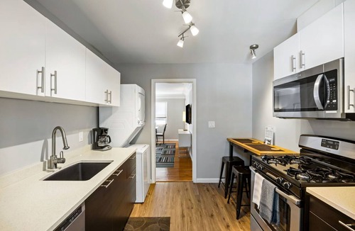 Buckhead Apartment | (BC2bK) World Cup Midtown 2BR Condo for Groups or Families