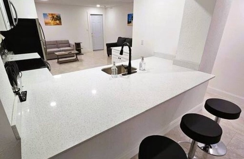 Ortona North House | BEACH access villas w/private POOL sleeps 41 ppl