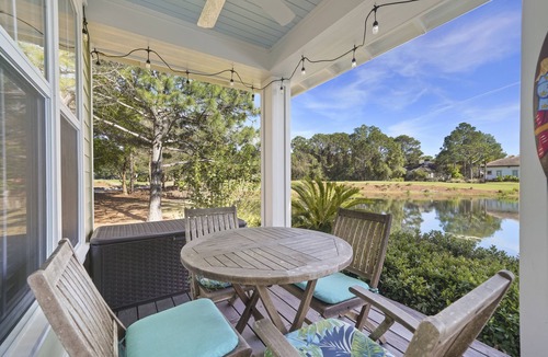 Laurel Grove House | BEACH and GOLF COTTAGE!-Emerald Coast Beach and Golf at its best! 2 Golf Carts