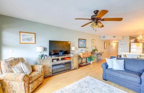 Cedar Key Apartment | Beach and Pool Access at Condo on Cedar Key!