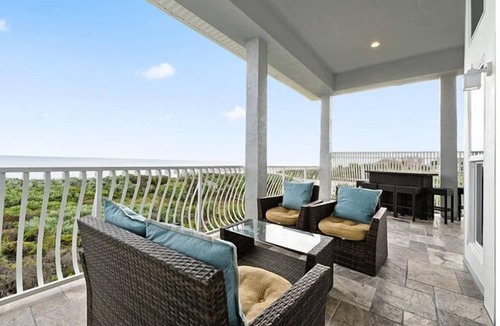 Palm Coast House | Beach Belle | Pet Friendly, Beach Access, Private Pool, Hot Tub!