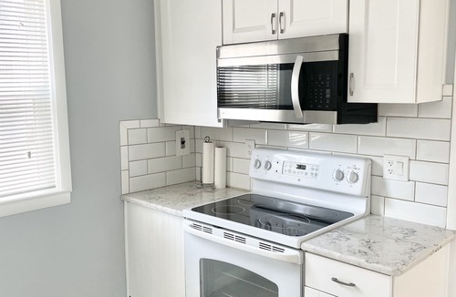 Gold Coast Condo | Beach Block One house from beach 1st floor Completely Renovated