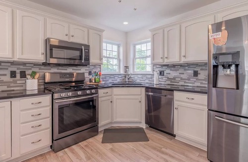 Green Creek House | Beach Block Shoreline Retreat with Pool & Fire Pit 1 Minute Walk to Beach