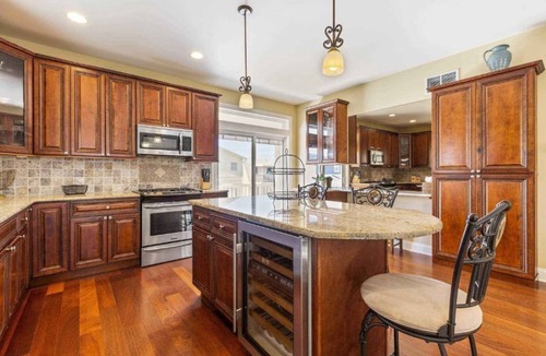Brigantine House | Beach block w/3 King en-suites & Elevator! Only 2 weeks left for Summer 2026