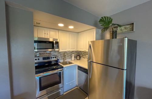 Marco Island Condo | Beach Club 412: 1 Bedroom Condo w/private beach access