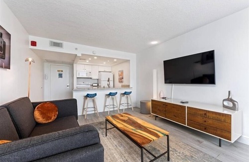 Hutchinson Island South Apartment | Beach Condo/High-End Finishes/Island Beach Resort/No Cleaning Fee/Condo 310