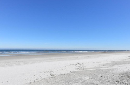 Sea Dunes Apartment | Beach Daze Townhome at Sea Dunes Green Turtle B5 ~ Ocean View next to Pool