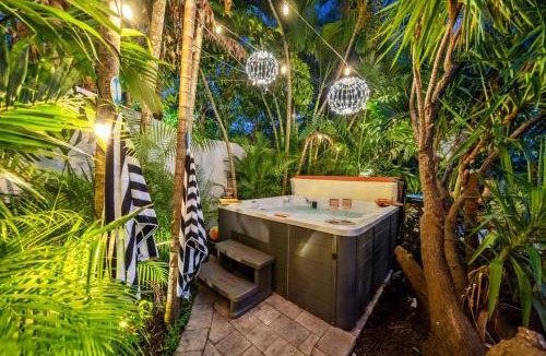Harbor Beach House | Beach Estate Las Olas Beach Best Location