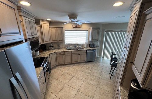 South Ponte Vedra Beach House | Beach Front Family Retreat/Watch Dolphins Turtles & Sunrises