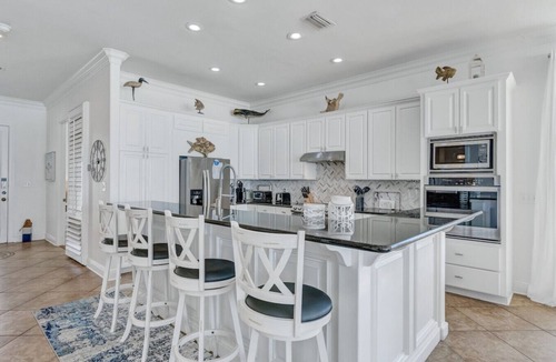 Gulf Pines Apartment | BEACH FRONT JEWEL (FORMALLY `THE MAGNIFICAT`)