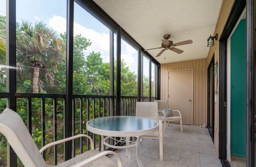 Englewood Condo | Beach Fun & Sun - nice 2 bedroom condo