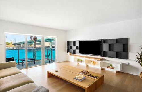 Bal Harbour Apartment | Beach Haus Bal Harbour