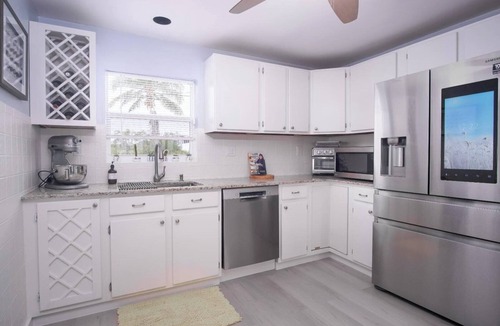 Breezeswept Beach Estates House | Beach Haven 4bed/2bath open water single family