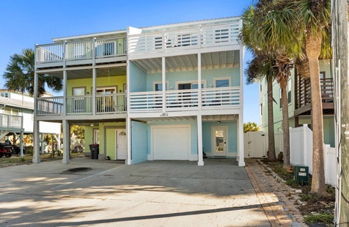 Bahama Beach House | Beach House - Sunset Paradise by PHG