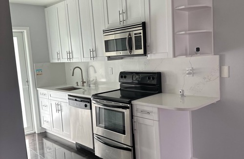Dolphin Isles Apartment | Beach Lover’s Paradise: Cozy rental just 5 minutes walk to Fort Lauderdale beach