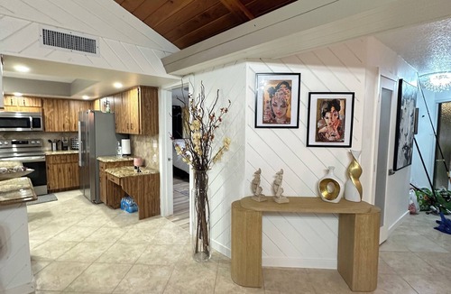 Deerfield Beach House | Beach. Ocean , Fishing, Shopping, Restaurants