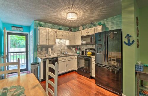 Palmetto Dunes House | Beach + Pool Access: Colorful Hilton Head Condo!
