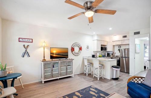 Gulfport Apartment | Beach Quarters #2