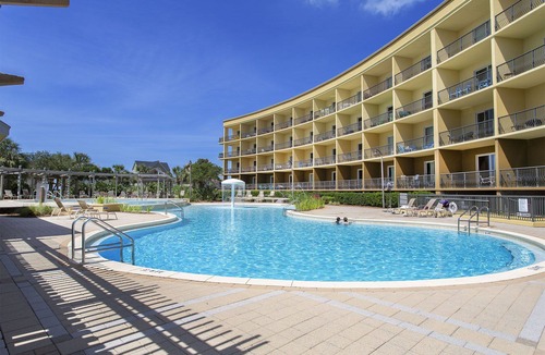 Fort Walton Beach - Destin Condo | Beach Resort 203 - Gulf View, Heated Community Pool, Free Beach Service!