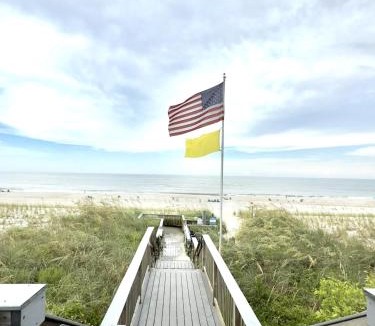 Sawgrass Apartment | Beach Retreat Just Renovated
