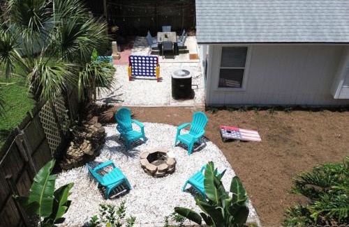 North Beach House | Beach Retreat with Backyard Flair and Yard Games