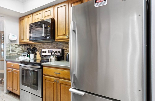 Madeira Beach Condo | Beach View - John's Pass - Madeira Norte #208