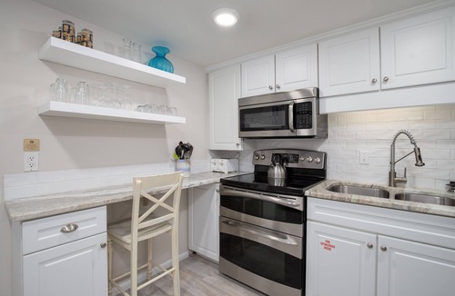 Sandestin Condo | Beach Villa w/NEW 6-Seat GOLF CART! Near Beach, Pool, Baytowne Wharf & Tram.