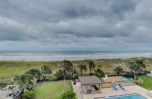 Jacksonville Beach Apartment | Beachcomber 403