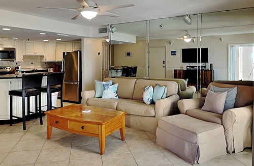 Jacksonville Beach Apartment | Beachcomber