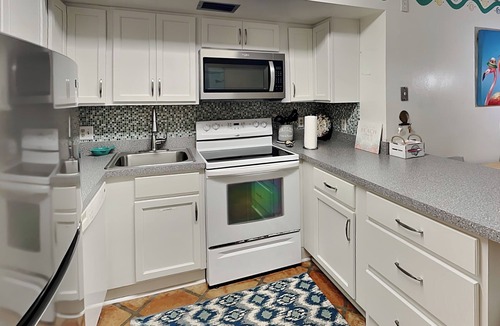 Jacksonville Beach Condo | Beachdrifter 403 | Oceanfront Condo with Pool, Balcony + Beach Access