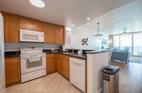 Panama City Beach Resort | Beachfront 3BDR Condo. Aqua Resort by Pier Park