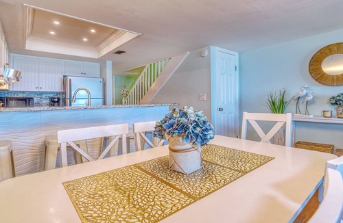 Independence Square House | Beachfront Boutique Vacation Townhouse Nestled in the Highly Coveted IRB Narrows